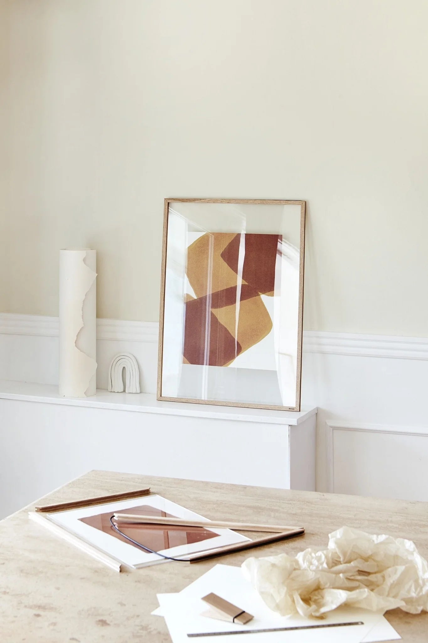 Moebe A4 Oak Frame: Stylish Acrylic & Oak Design, Made in Europe