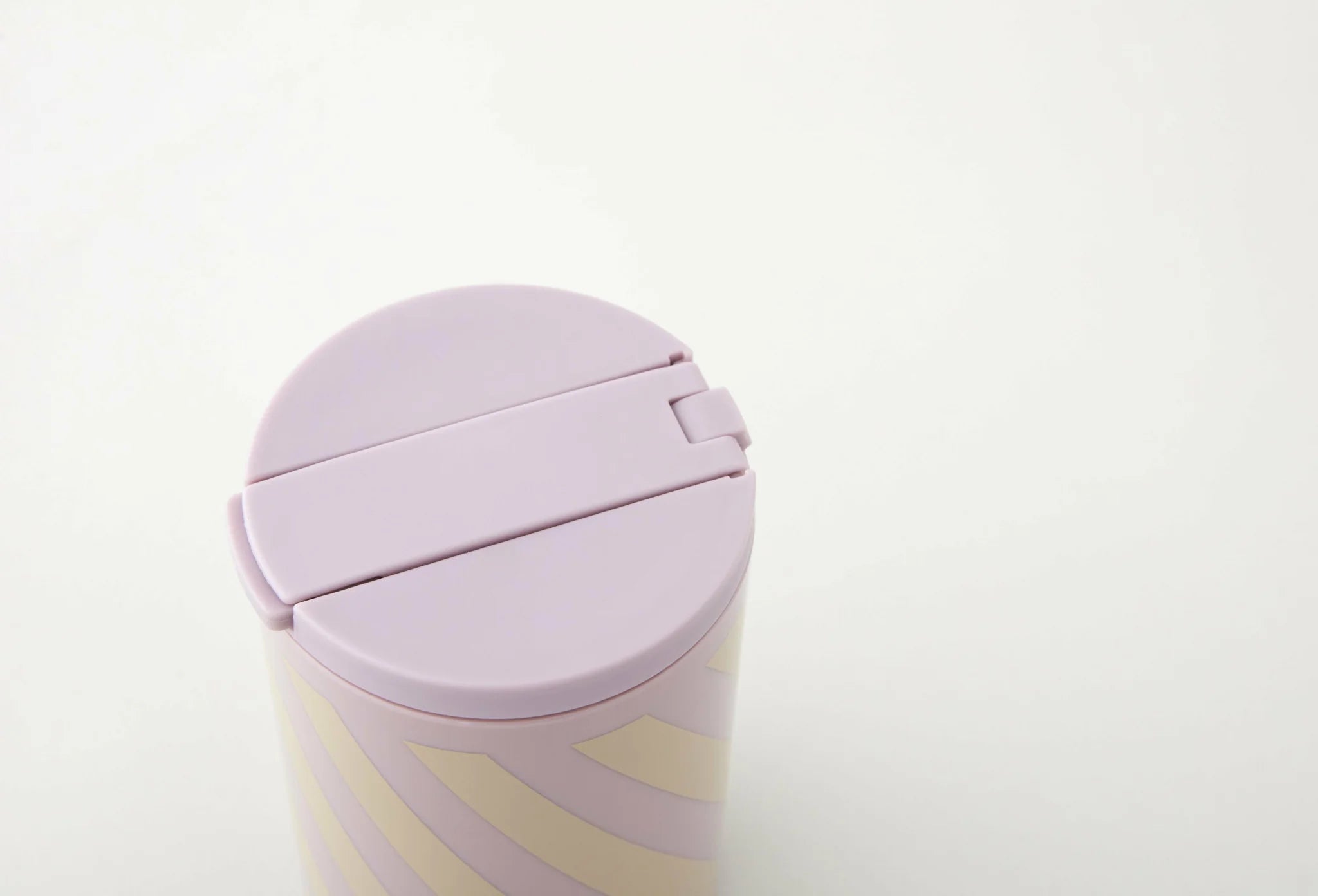 Design Letters Kids Straw Mug 330 ml, lavender