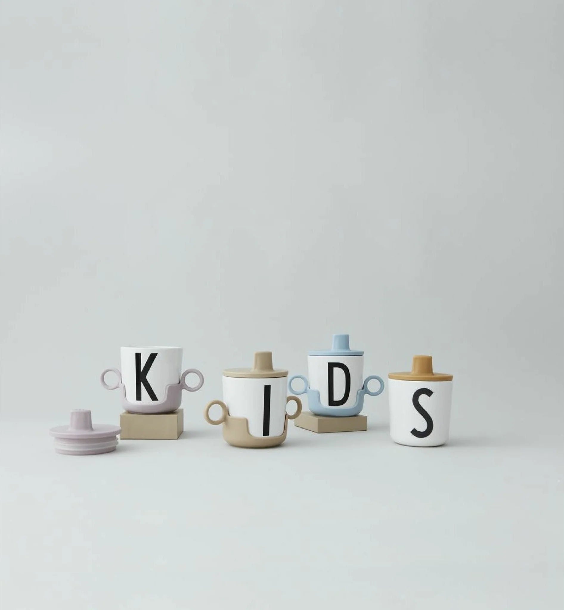 Design Letters Lid for Kids Melamine Cup, beige