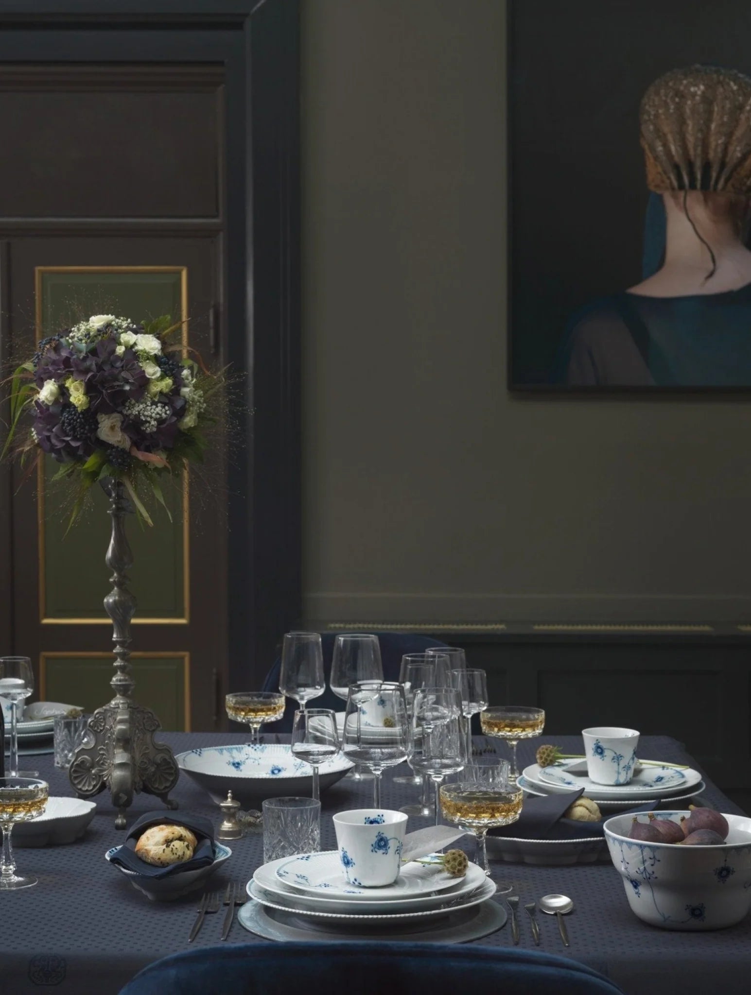 Royal Copenhagen Elements Blue Plate, 28 Cm