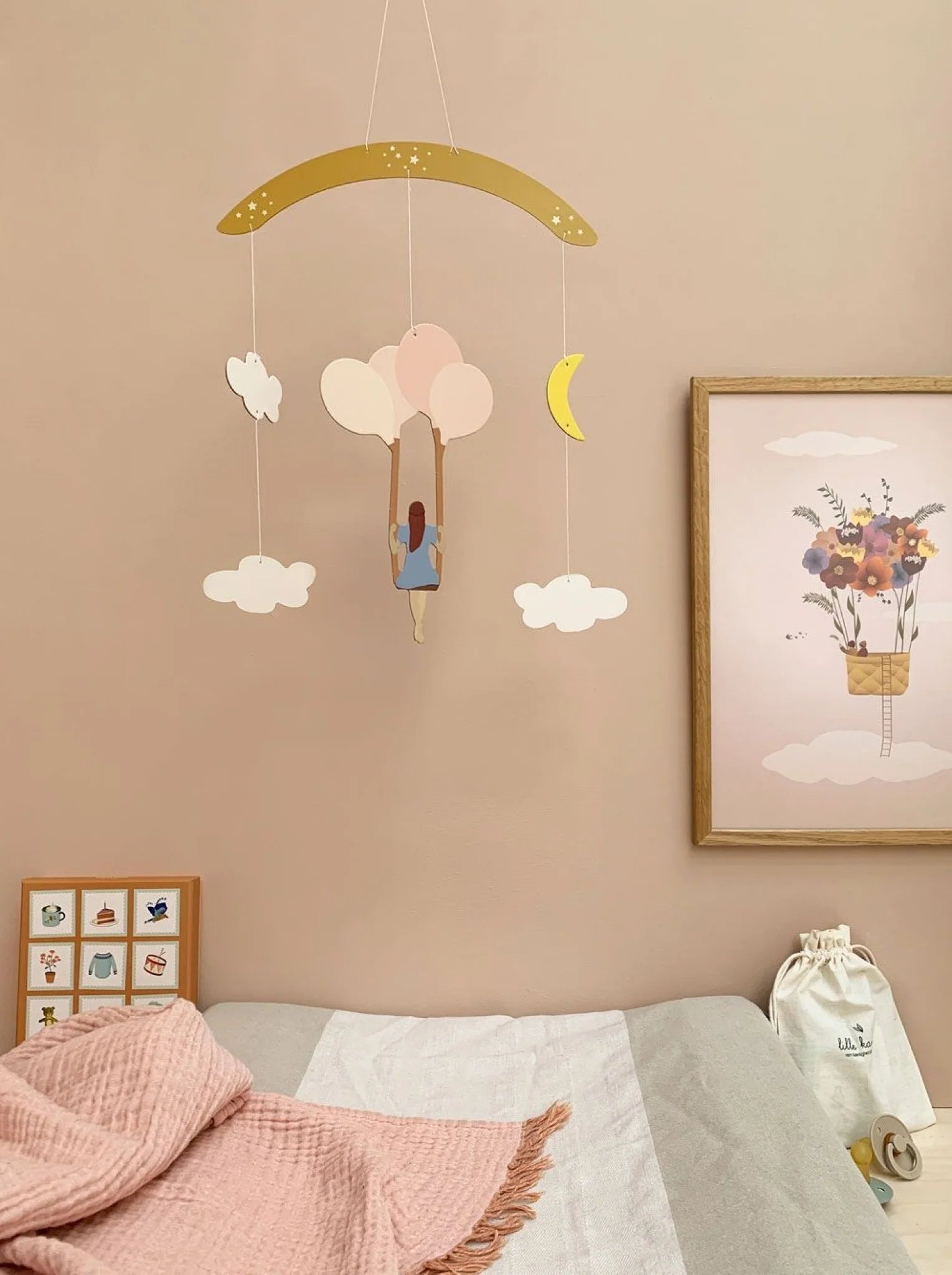 Vissevasse Balloon Dream Decorative Mobile