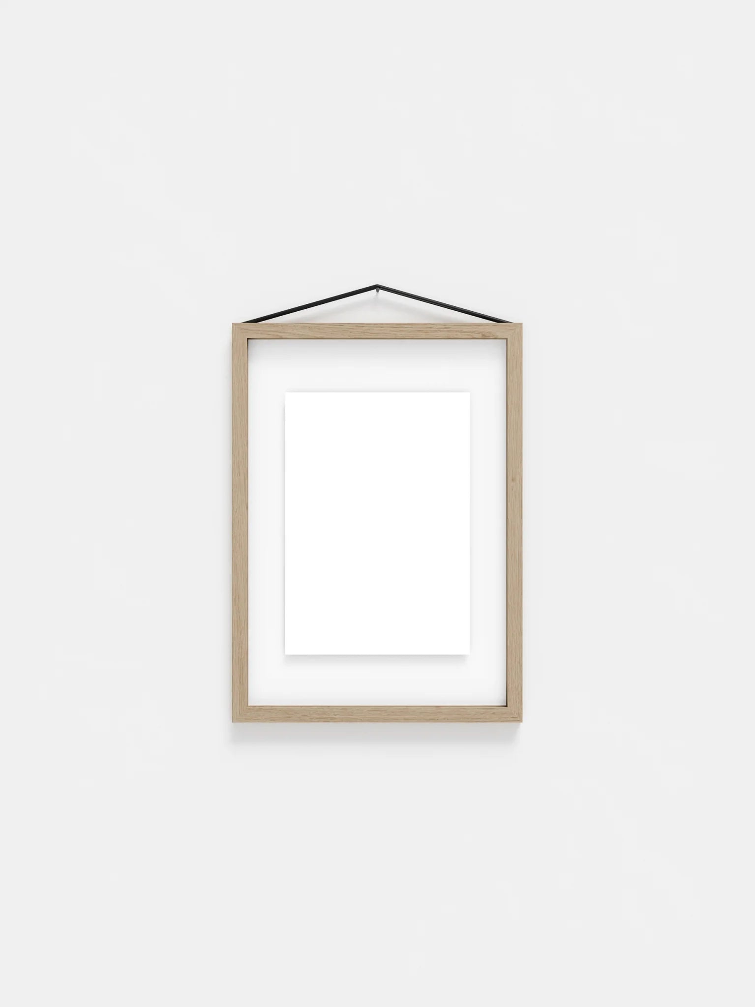 Moebe A4 Oak Frame: Stylish Acrylic & Oak Design, Made in Europe