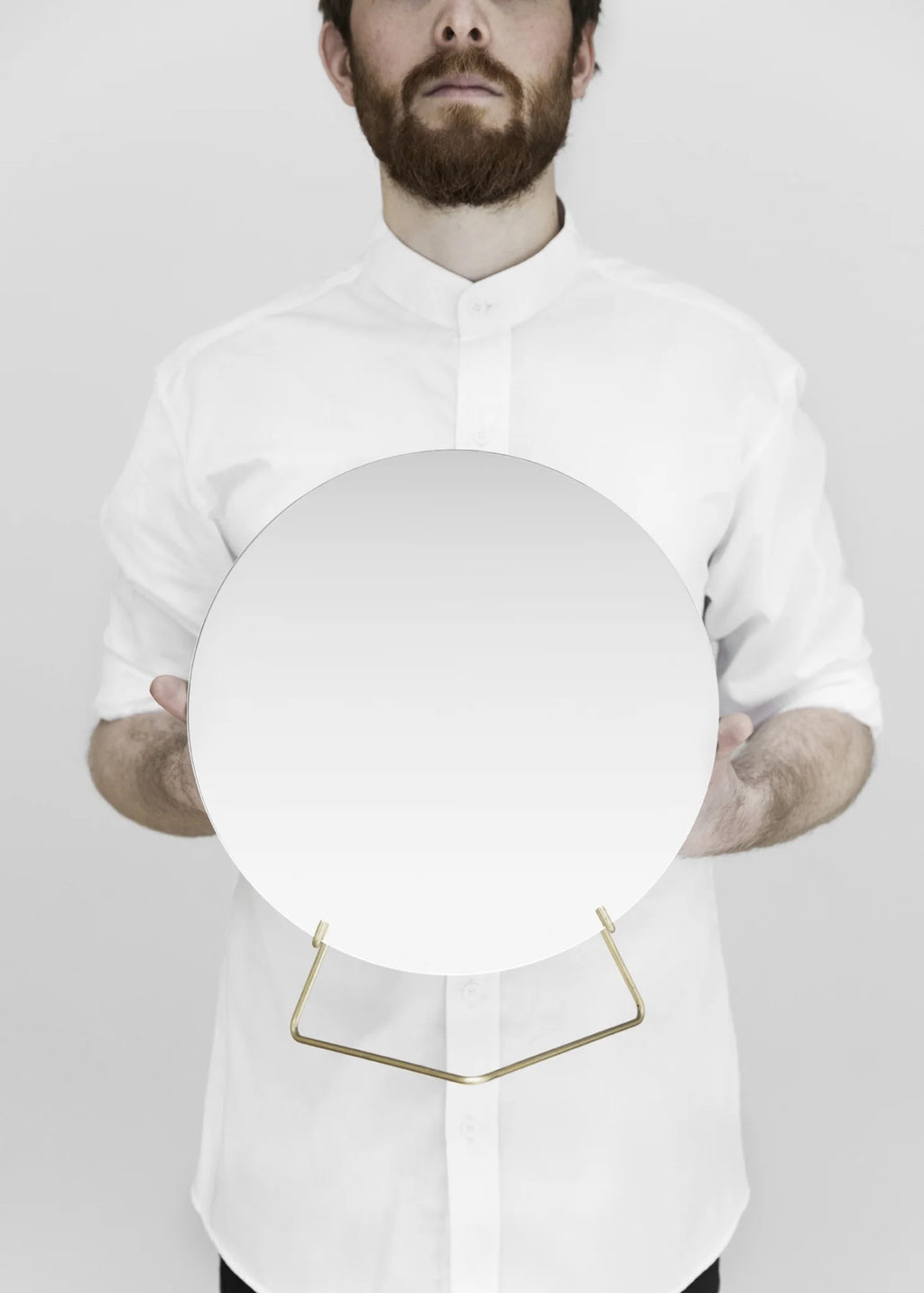 Elegant Moebe Standing Mirror Ø30 cm in Brass for Table or Shelf Decor